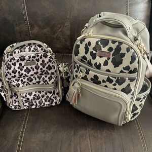 Itzy Ritzy Leopard Print Diaper Bag Set